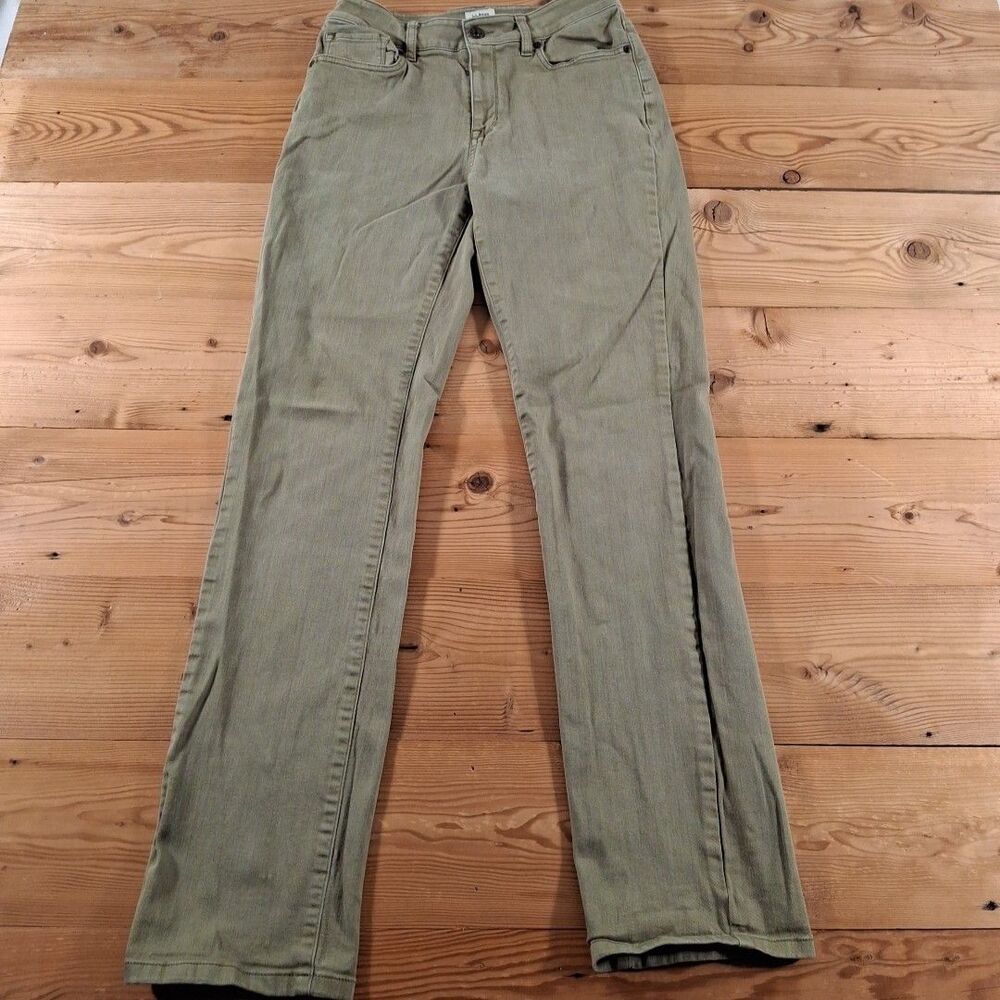 ll bean Classic Fit Size 6 Tall Womens Jeans Green